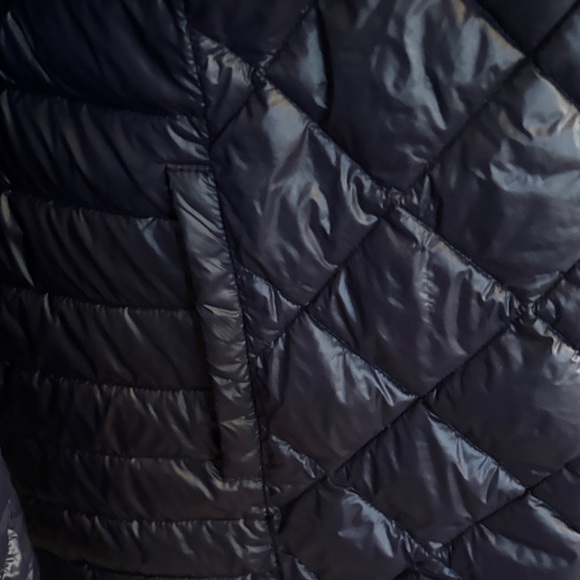 Ralph Lauren Quilted Puffer Jacket - Picture 5 of 5